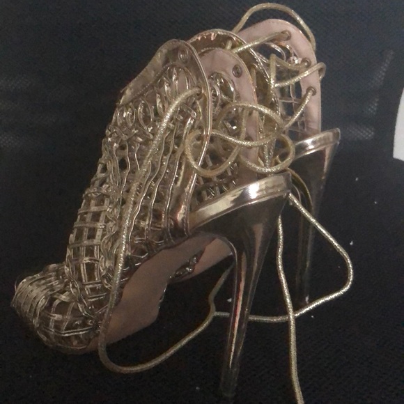 8 1/2 inch sexy heels - Picture 3 of 3